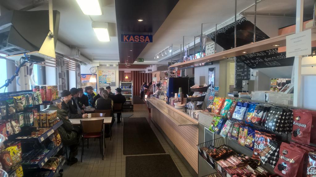 Motelli Jaetkaenkolo Pello Bagian luar foto
